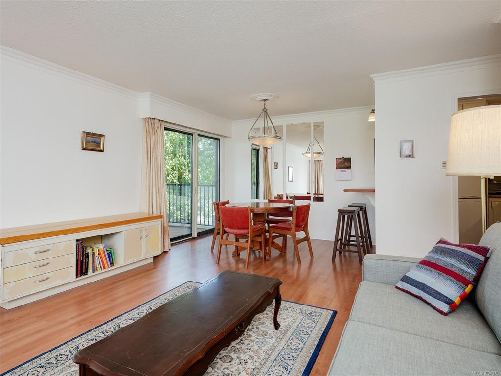 Fifth View of 1101 Hilda St, Waltham House, Victoria, BC, V8V 4T2