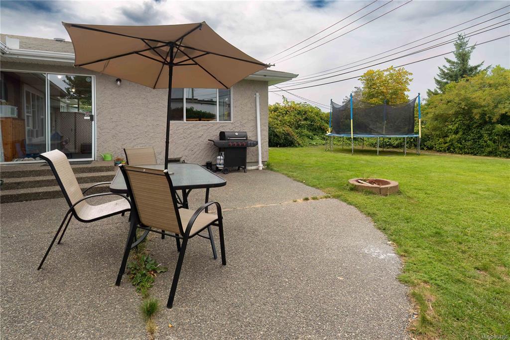 141 Jensen Ave E, 1034386, BC,