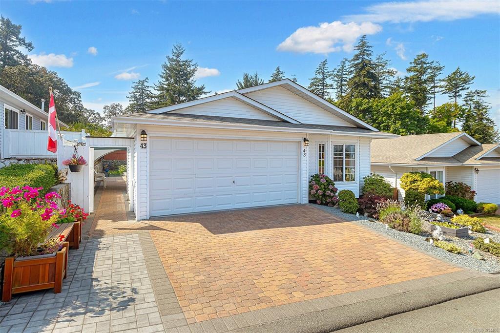 Third View of 43 Eagle Lane, View Royal, BC, V9A 7M2