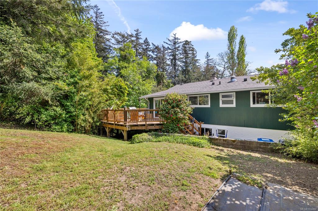 Third View of 1402 White St, Nanaimo, BC, V9S 1J2