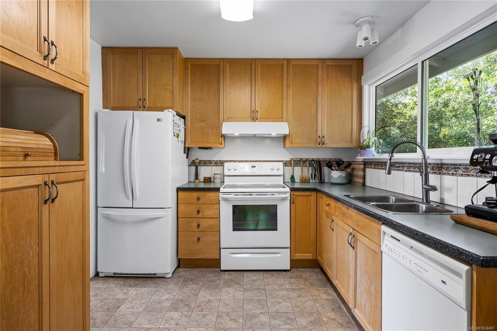 Fourth View of 1402 White St, Nanaimo, BC, V9S 1J2