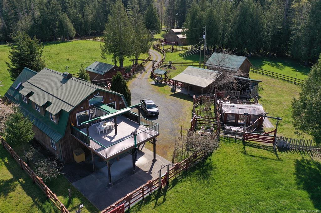 Fifth View of 1711 Fisher Rd, Errington, BC, V0R 1V0