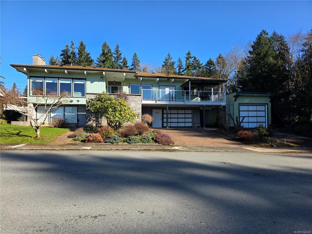 3503 16th Ave, 1034434, BC,