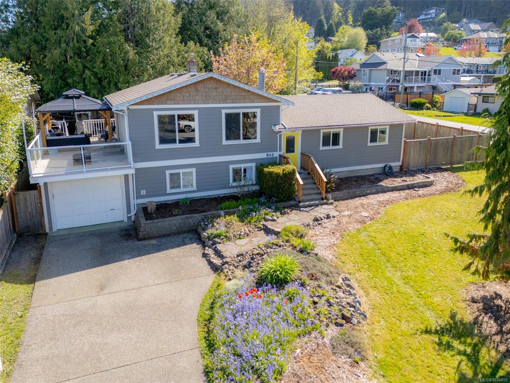 502 Davis Rd, 1034450, BC,