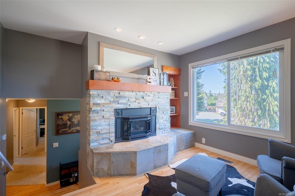 Fourth View of 502 Davis Rd, Ladysmith, BC, V9G 1W1