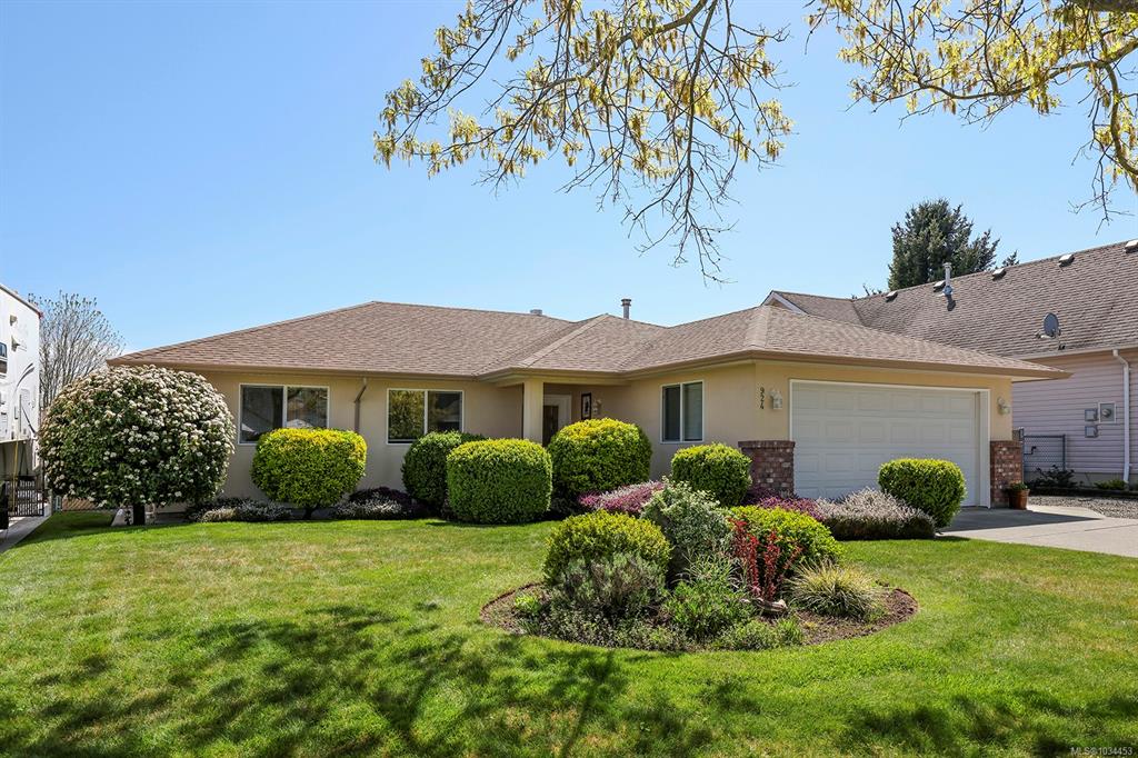 924 Malahat Dr, 1034453, BC,