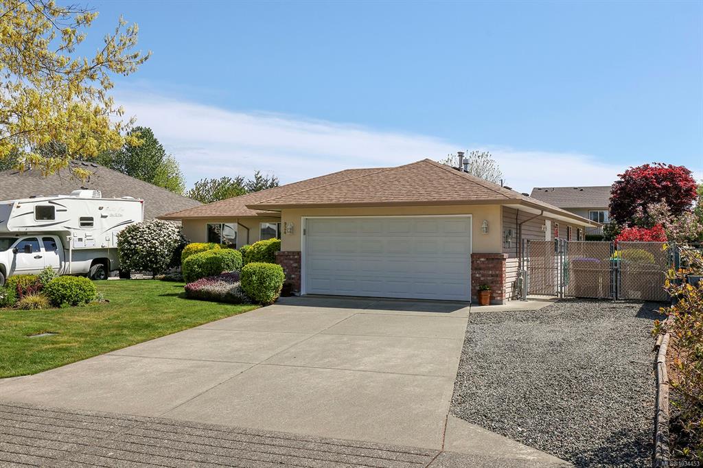 Third View of 924 Malahat Dr, Courtenay, BC, V9N 9E3