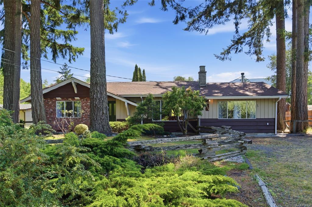 3538 Harris Cres, 1034454, BC,