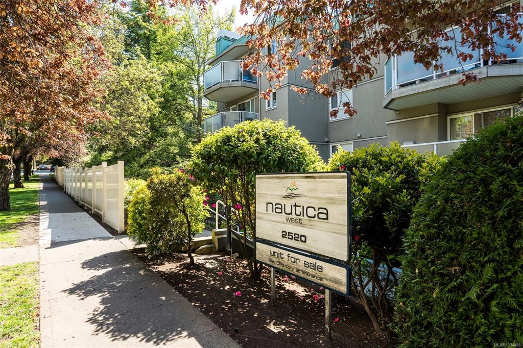 2520 Wark St, 1034458, BC,