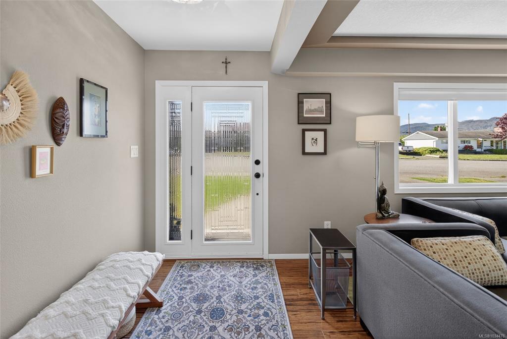 Fourth View of 3945 Exton St, Port Alberni, BC, V9Y 3X8