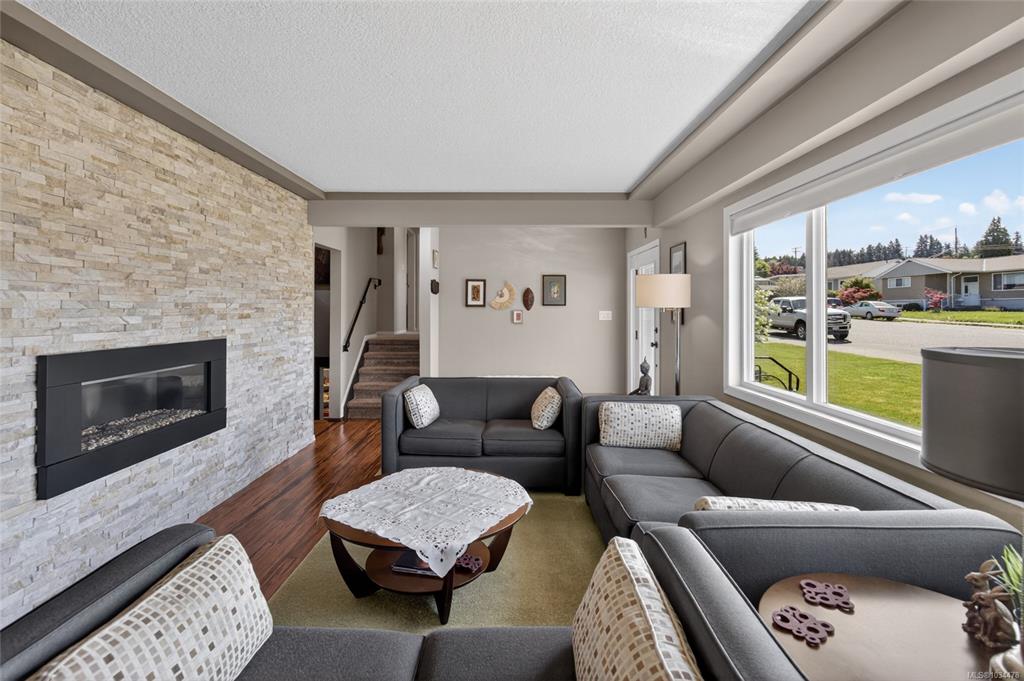 Fifth View of 3945 Exton St, Port Alberni, BC, V9Y 3X8