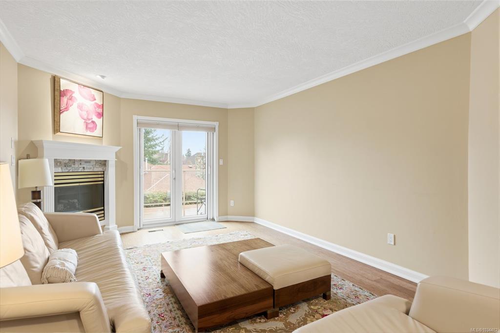 Fourth View of 500 Marsett Pl, Royal Pines, Saanich, BC, V8Z 7J1