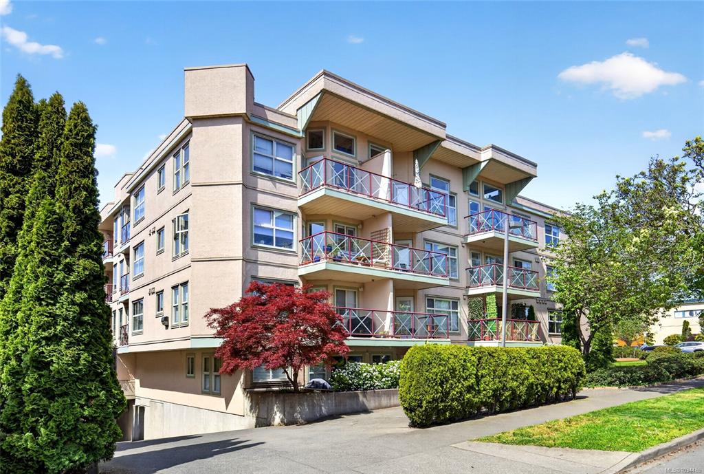 Main View of 2560 Wark St, St. James Place, Victoria, BC, V8T 4G8