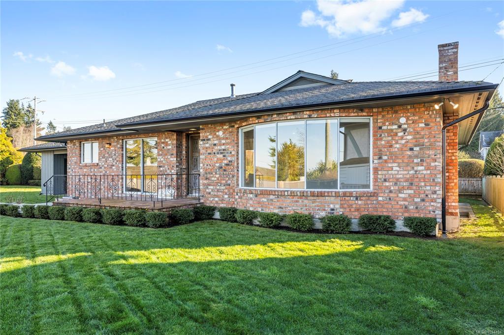 245 Elizabeth Ave, 1034494, BC,