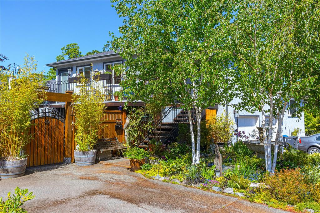 Fourth View of 628 Bryden Crt, Esquimalt, BC, V9A 4Y5