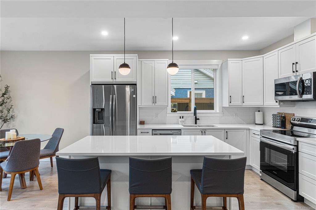 Third View of 340 Millstone Ave, Nanaimo, BC, V9S 0B5