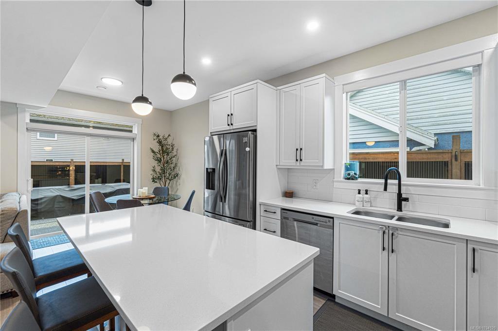 Fifth View of 340 Millstone Ave, Nanaimo, BC, V9S 0B5