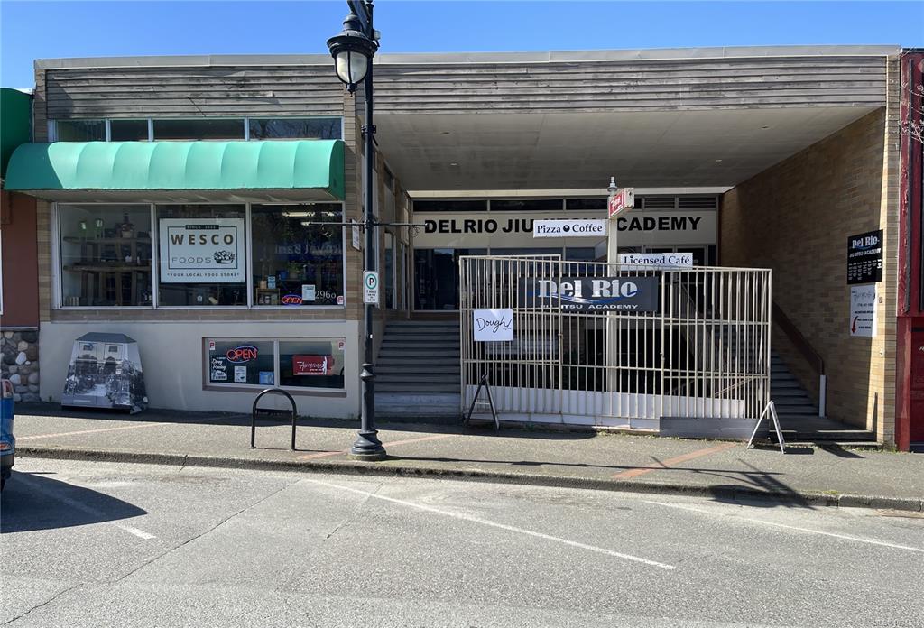 MLS® listing #31204616 for sale located at 2960 3rd Ave