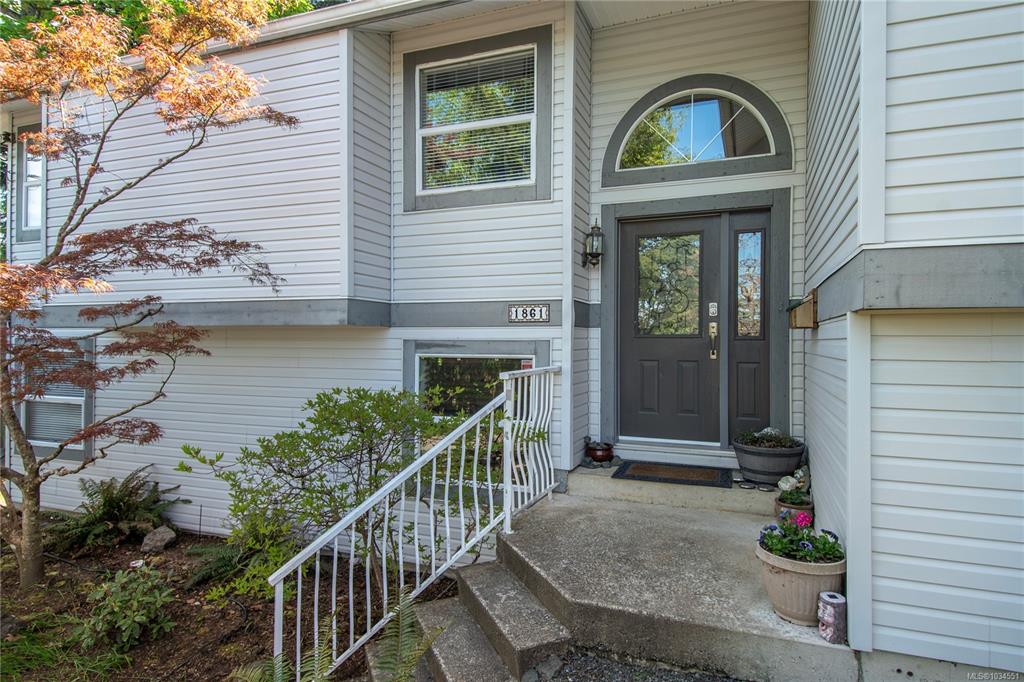 Third View of 1861 Aspen Way, Campbell River, BC, V9W 6Y6