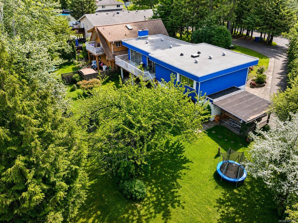 Third View of 2374 Mill Rd, Nanaimo, BC, V9R 6S9