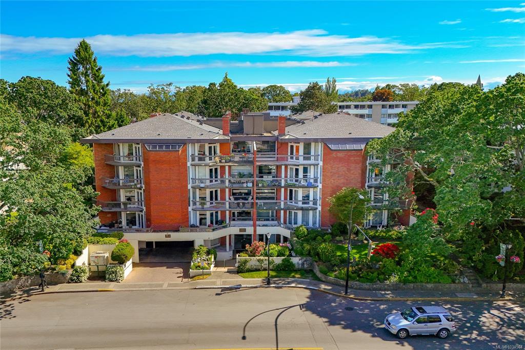 2119 Oak Bay Ave, 1034564, BC,