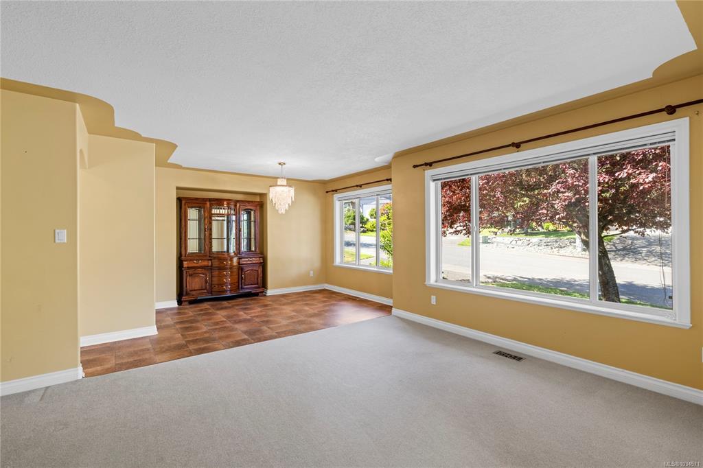 Third View of 4 Trill Dr, Parksville, BC, V9P 2W6