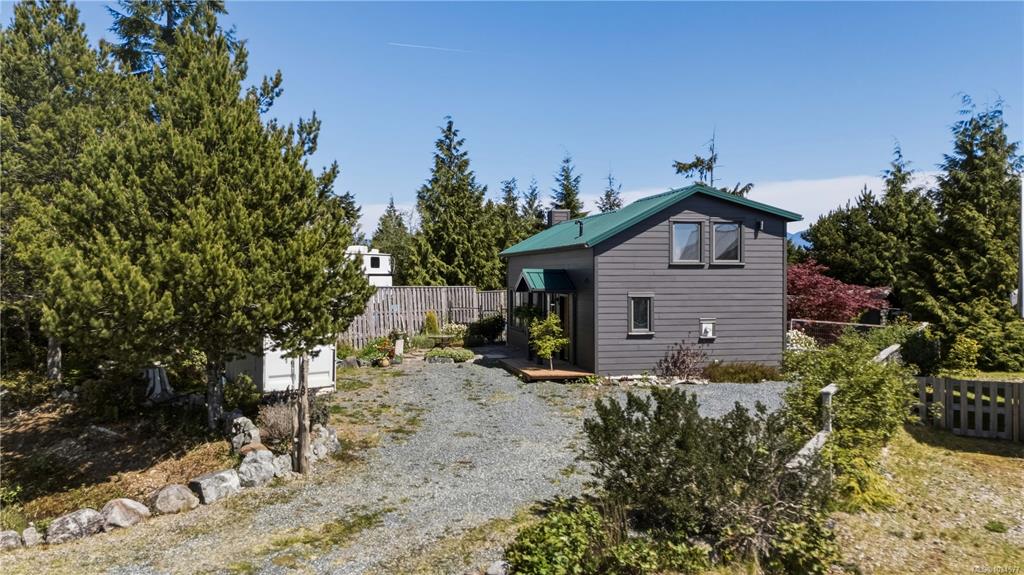 Third View of 1118 Sixth Ave, Ucluelet, BC, V0R 3A0