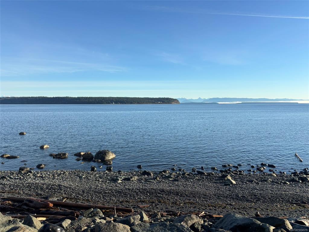 Second View of 1266 Island Hwy S, Campbell River, BC, V9W 1B5