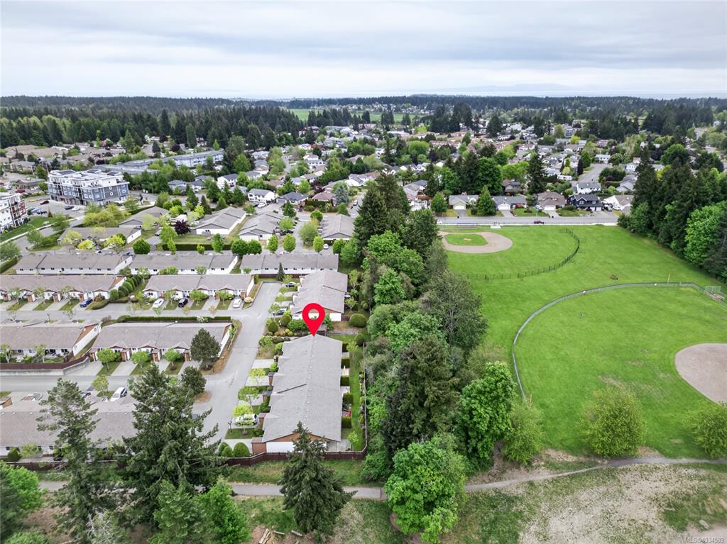 Fifth View of 2197 Murrelet Dr, Murrelet Gardens, Comox, BC, V9M 3Y1