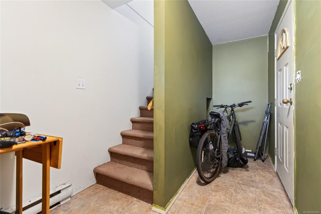 Fourth View of 793 Robron Rd, Campbell River, BC, V9W 7Z1