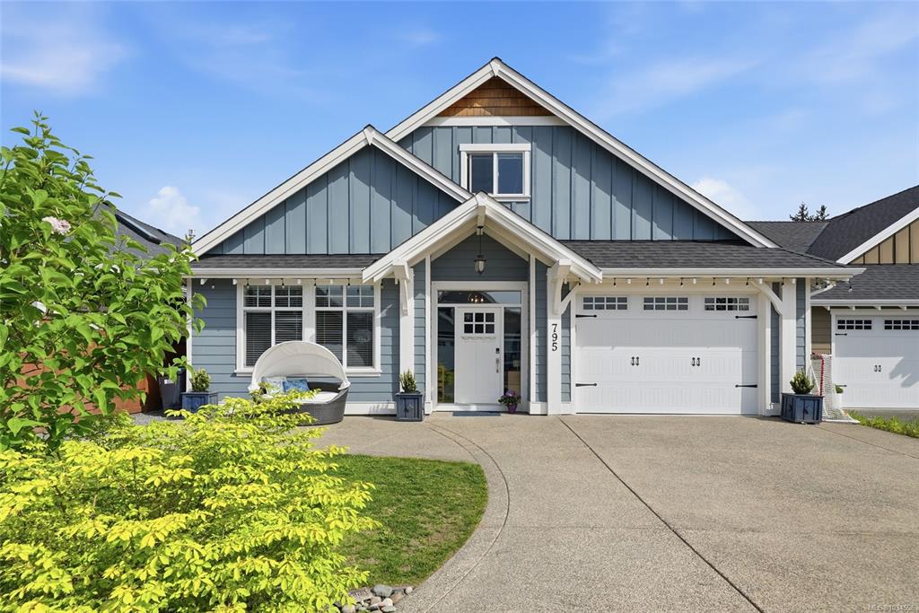 Second View of 795 Parkside Cres, Parksville, BC, V9P 0C7