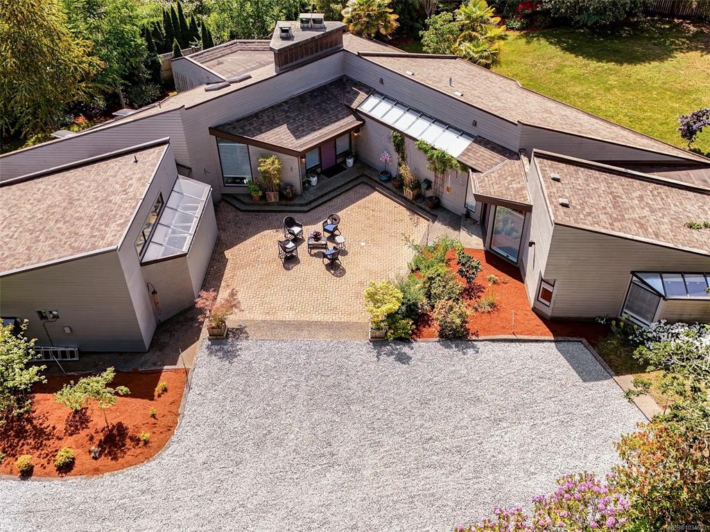 596 Towner Rd, 1034603, BC,