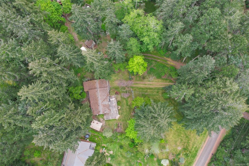 Fourth View of 2420 Spring Beach Dr, Gabriola Island, BC, V0R 1X7