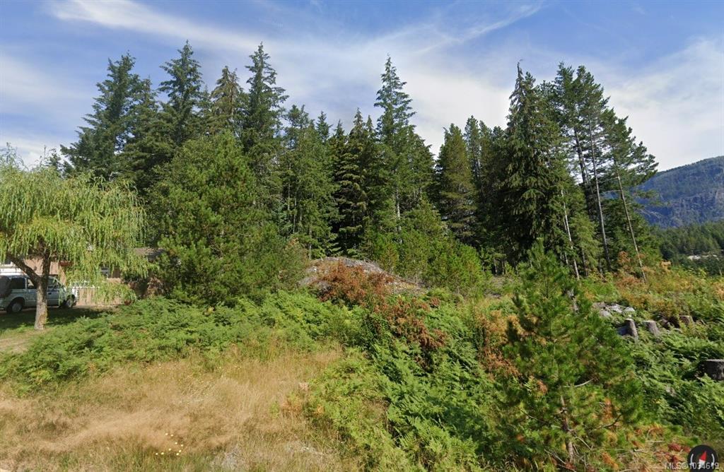 Second View of 468 Chamiss Cres, Gold River, BC, V0P 1G0