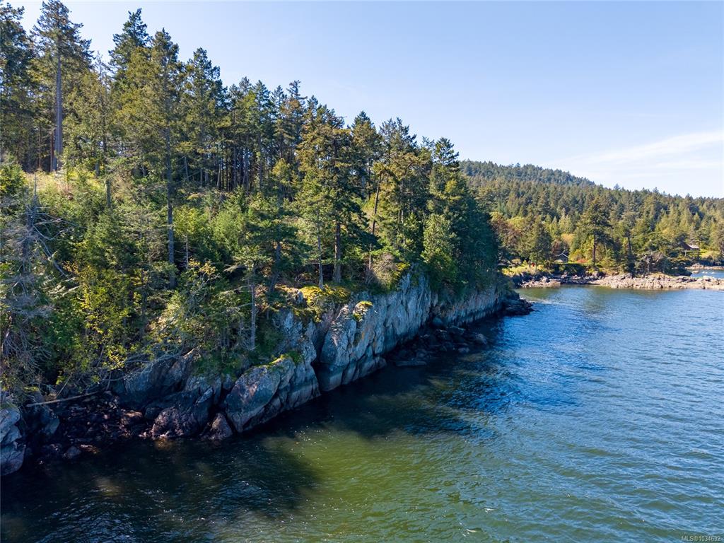 Fourth View of 9919 Conery Cres, Pender Island, BC, V0N 2M3