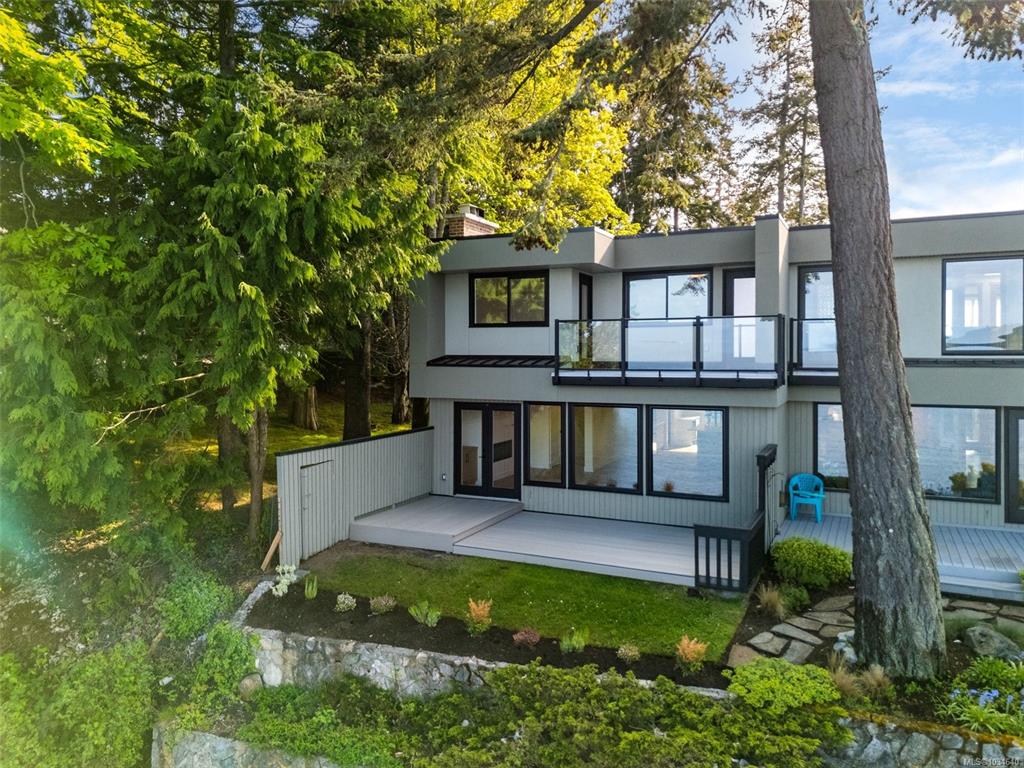 Fourth View of 2330 Harbour Rd, Breakwater, Sidney, BC, V8L 2P8