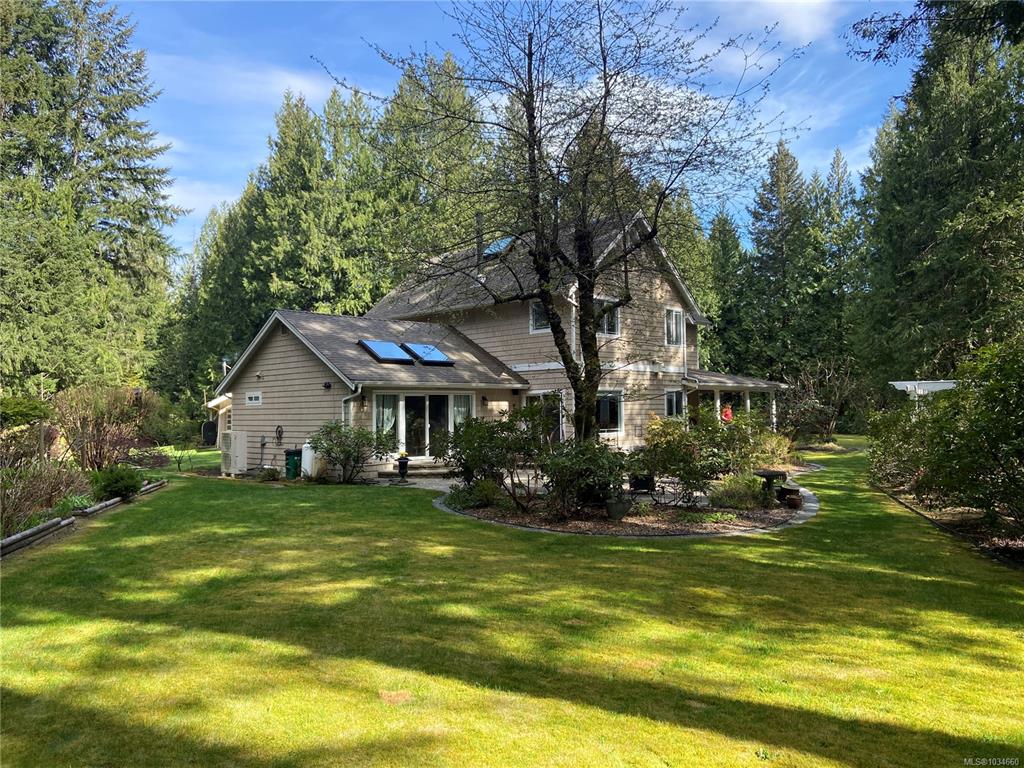 Fourth View of 1753 Peerless Rd, Shawnigan Lake, BC, V0R 1L0