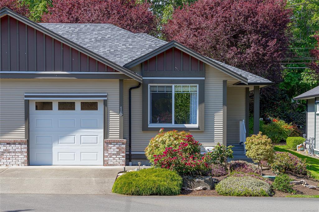 Fourth View of 3110 Cook St, Applewood Estates, Chemainus, BC, V0R 1K2