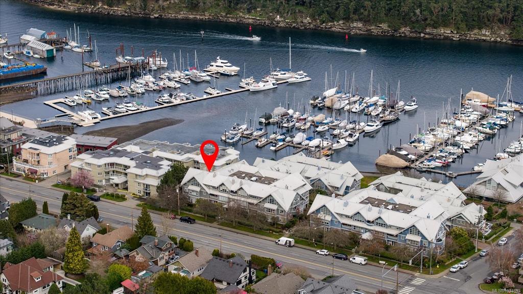 Second View of 540 Stewart Ave, Newport, Nanaimo, BC, V9S 5T5