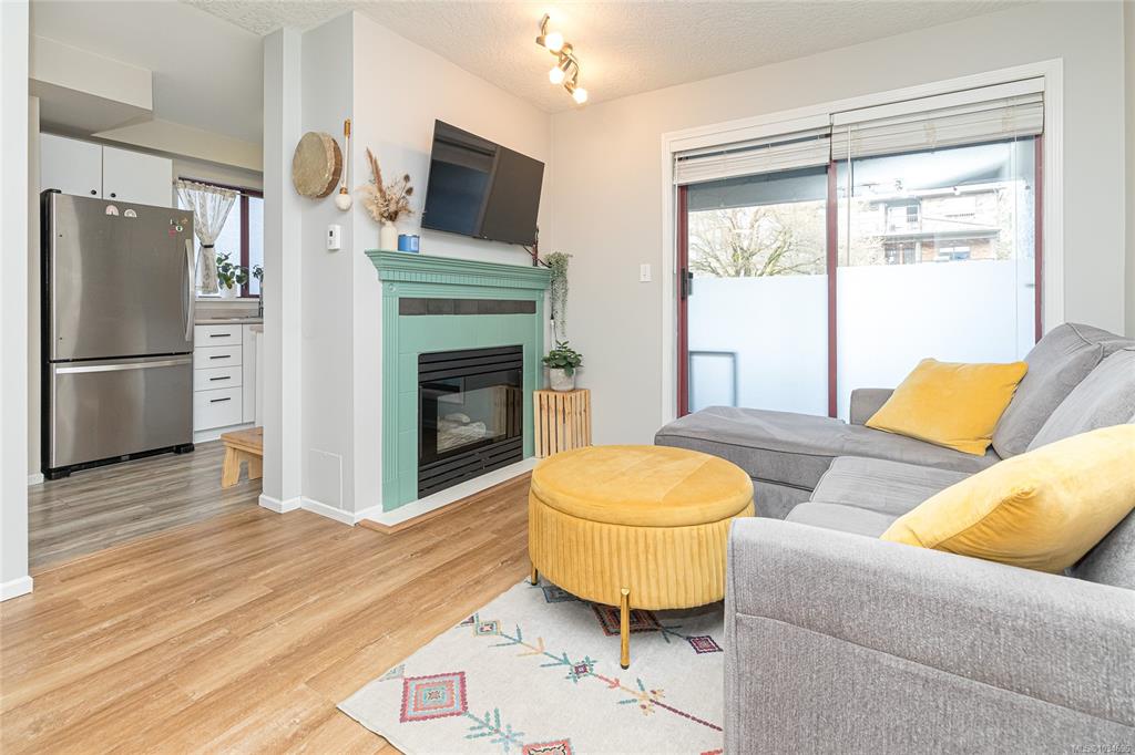 545 Manchester Rd, 1034696, BC,