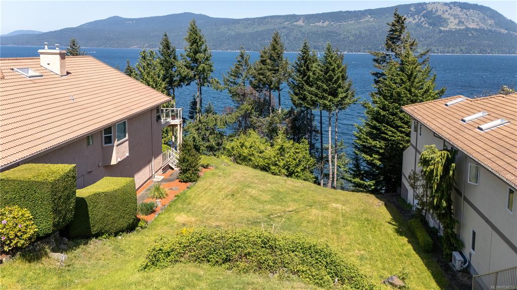 Third View of 197 Marine Dr, Arbutus Ridge, Cobble Hill, BC, V0R 1L1