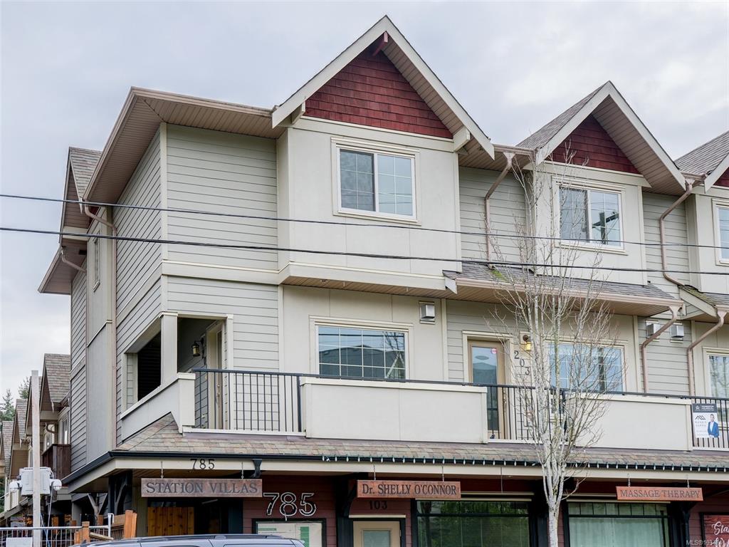 785 Station Ave, 1034741, BC,