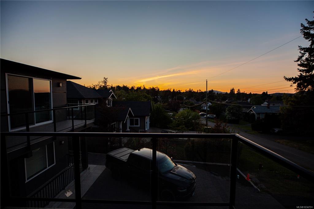 741 Snowdrop Ave, 1034751, BC,