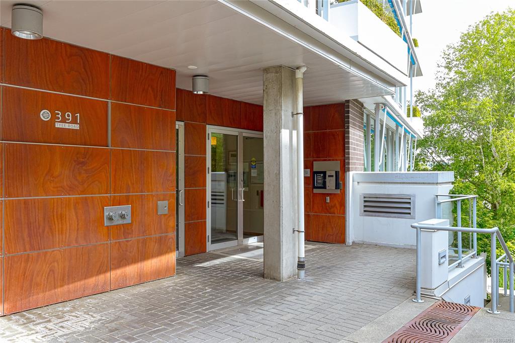 Fifth View of 391 Tyee Rd, Dockside Green, Victoria, BC, V9A 0A9