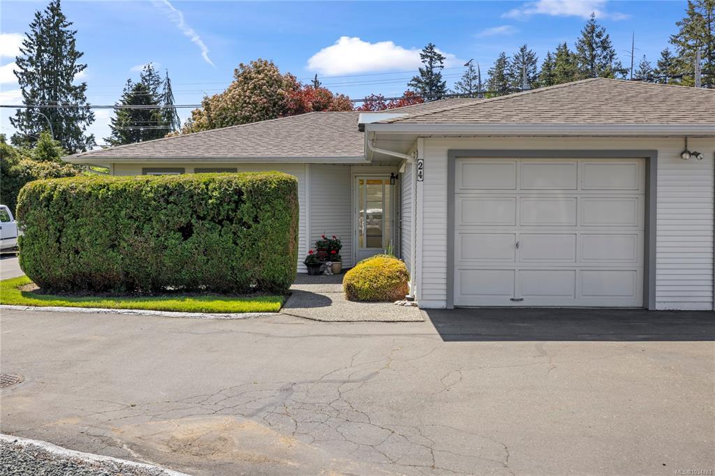 450 Bay Ave, 1034781, BC,