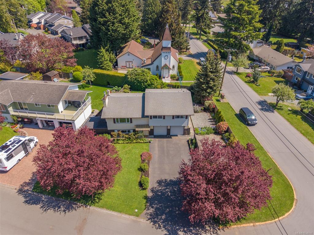 Fourth View of 7739 Bruce Gordon Pl, Central Saanich, BC, V8M 1L6