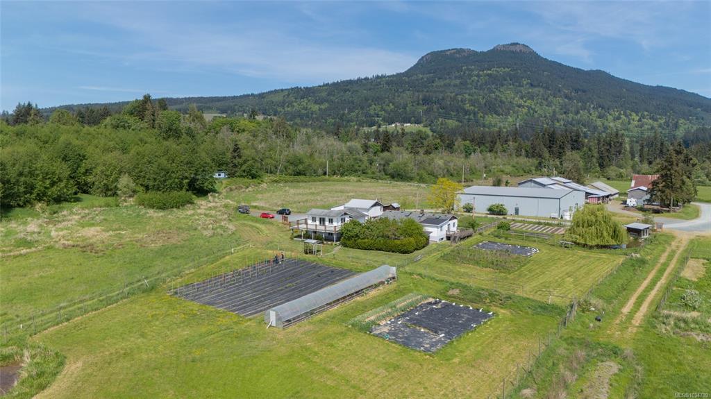 3504 Drinkwater Rd, 1034789, BC,