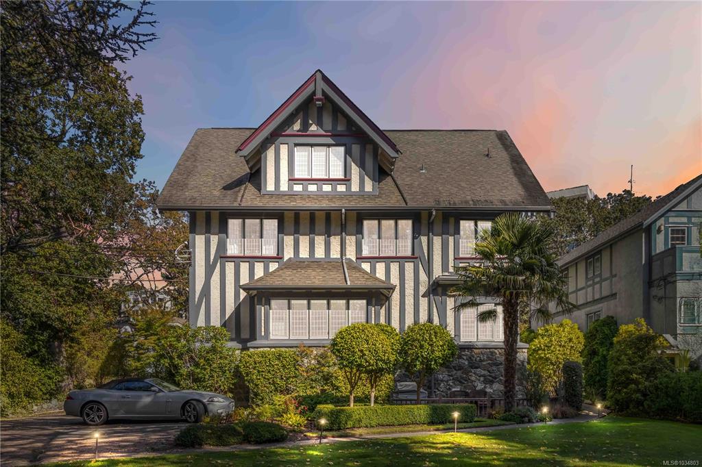 Third View of 349 Foul Bay Rd, The Aisling, Victoria, BC, V8S 4G6