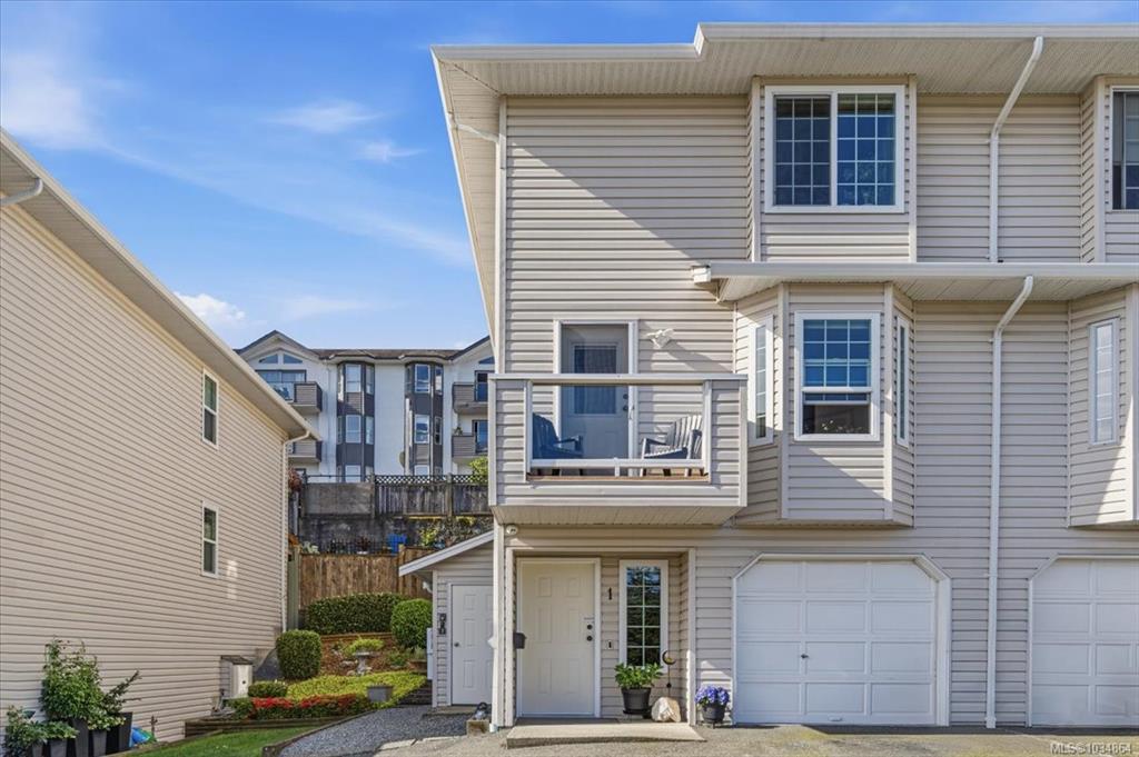 1659 Dufferin Cres, 1034864, BC,