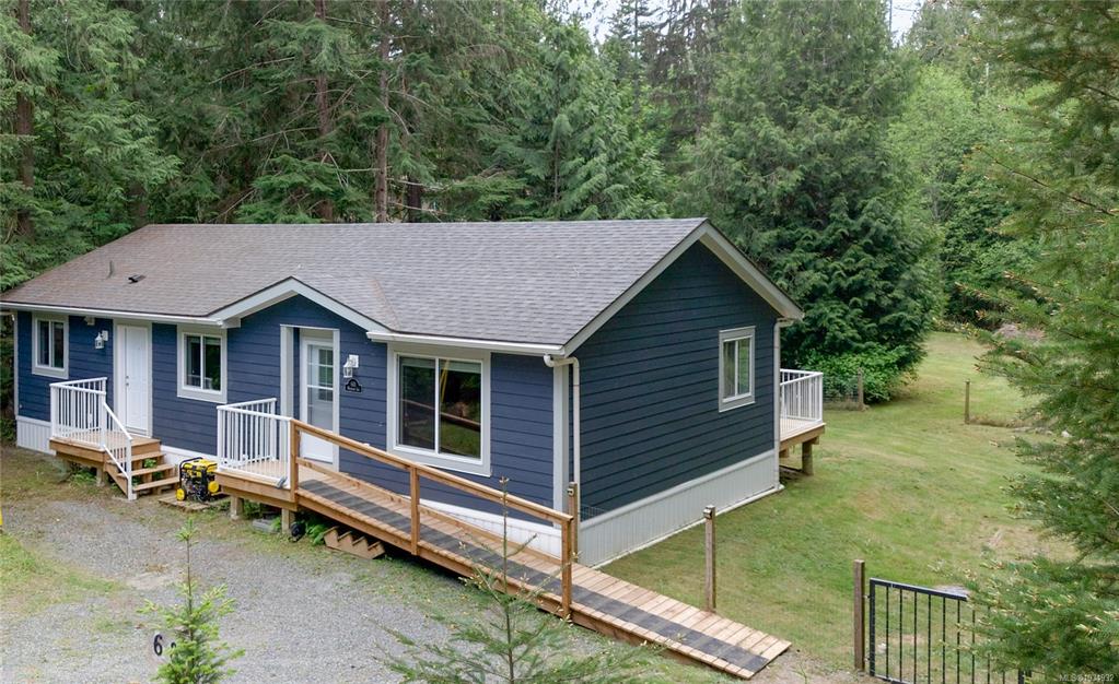 601 Wildwood Cres, 1034932, BC,
